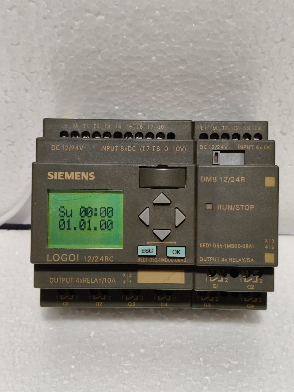 SIEMENS 6ED1 052-1MD00-0BA3 LOGO 12/24VDC RC DM8 12/24R 6ED1055-1MB00-0BA0 FREE