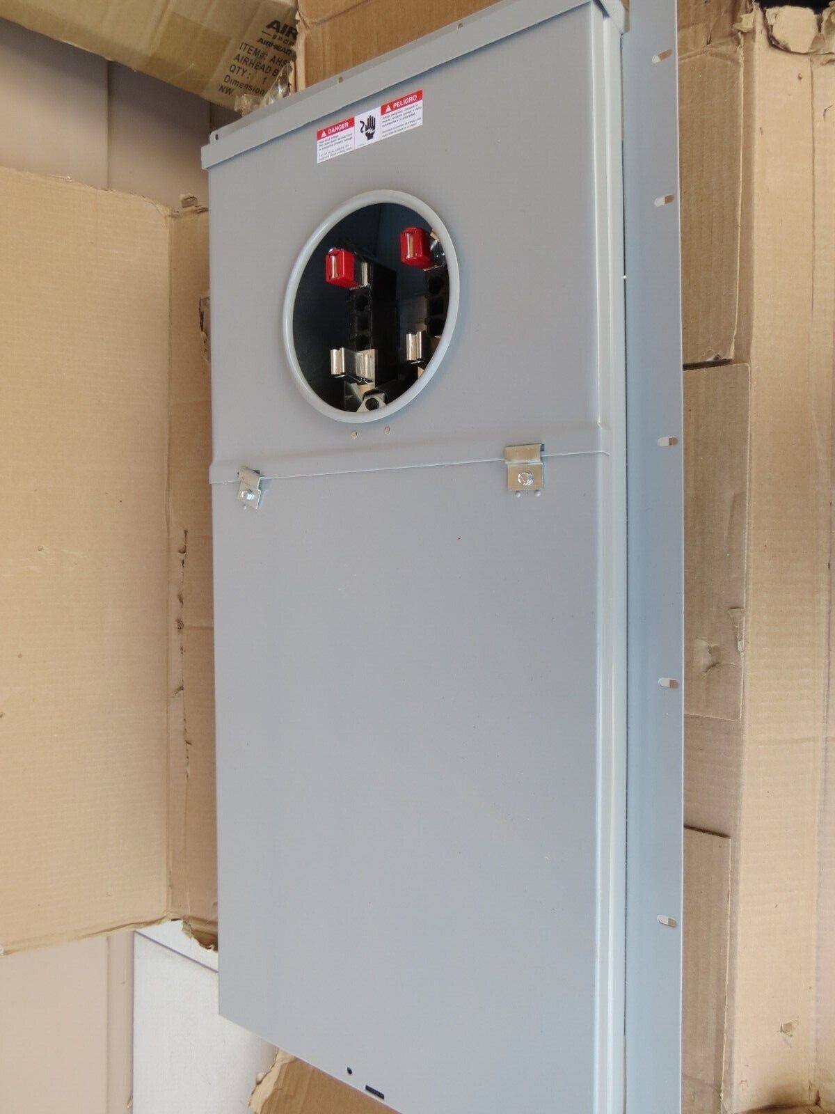 Siemens MC2040B1200F 20 Space 40 Circuit 200-Amp Flush Mount Meter Load Center