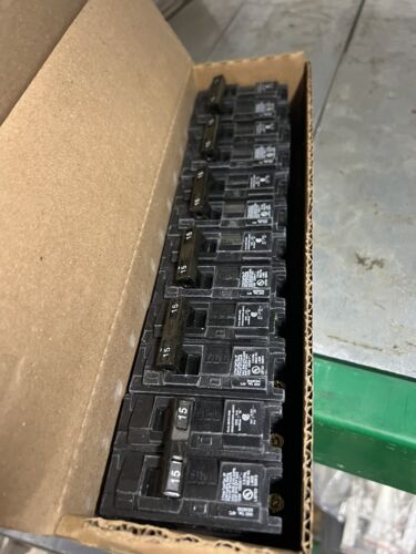 Siemens Q215 15 Amp 240v 2 Pole Circuit Breaker - Black