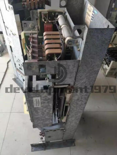 Used Siemens 6SE7031-2EF60 frequency converter