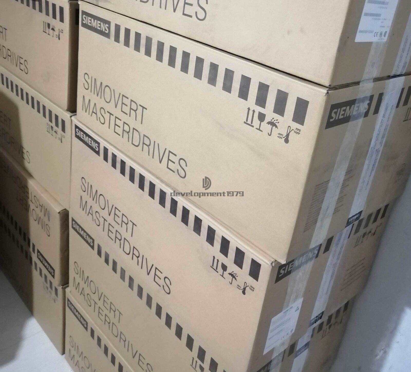 1PCS NEW Siemens AC frequency converter 6SE7021-8TB51