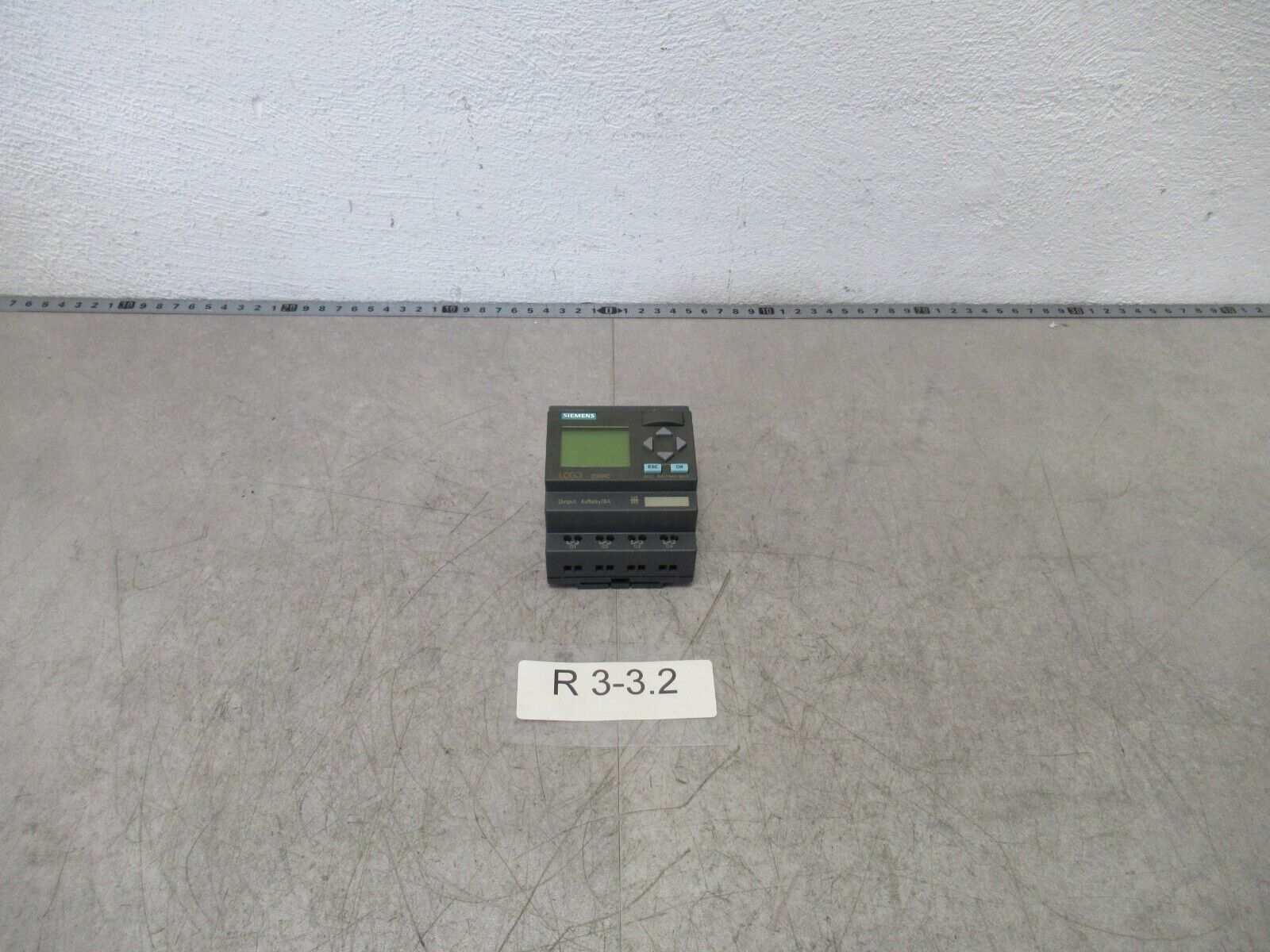 Siemens 6ED1052-1FB00-0BA0 Logic Module 24VDC 6X In 4X Out