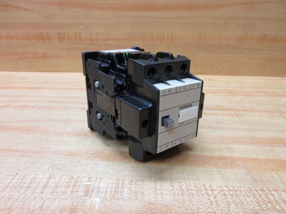 Siemens 3TB44 17-0A Contactor 3TB44170A 24V Coil