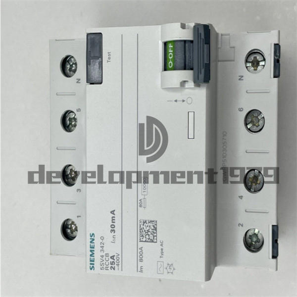 ONE NEW Siemens circuit breaker 5SV4342-0 4P 25A