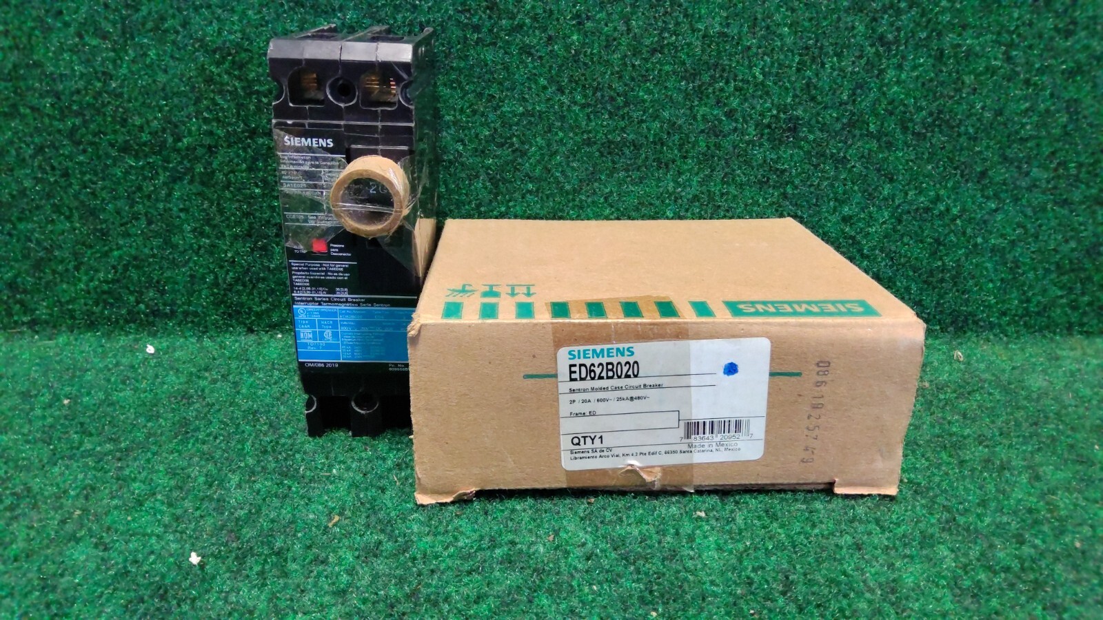 Siemens ED62B020 Sentron Circuit Breaker 2P 20A 600V