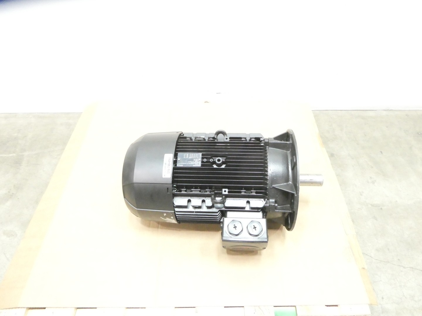 Siemens 1AV3164A 1LE10031DA434FB4-Z Ac Motor 3ph 21.3kw 3555rpm 460v-ac