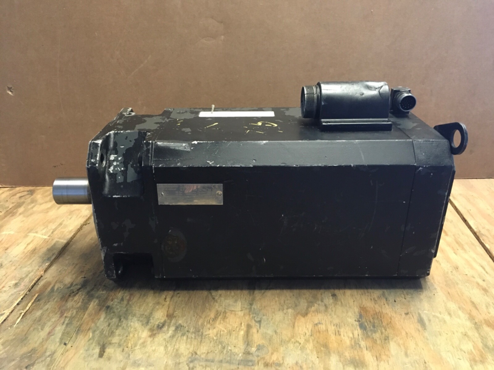 SIEMENS 1FT6105-1AC71-4AH1 3~ PERMANENT MAGNET MOTOR (KB)