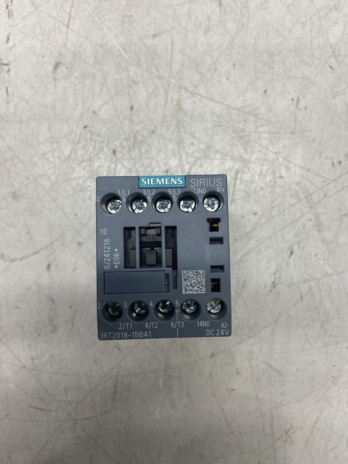 Siemens 3-Pole Contactor(NIB) 3RT2018-1BB41