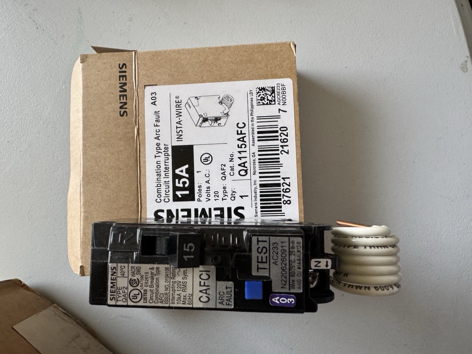  QA115AFC  SIEMENS 1P 15A AFCI ARC-FAULT CIRCUIT BREAKERS W/ PIGTAIL
