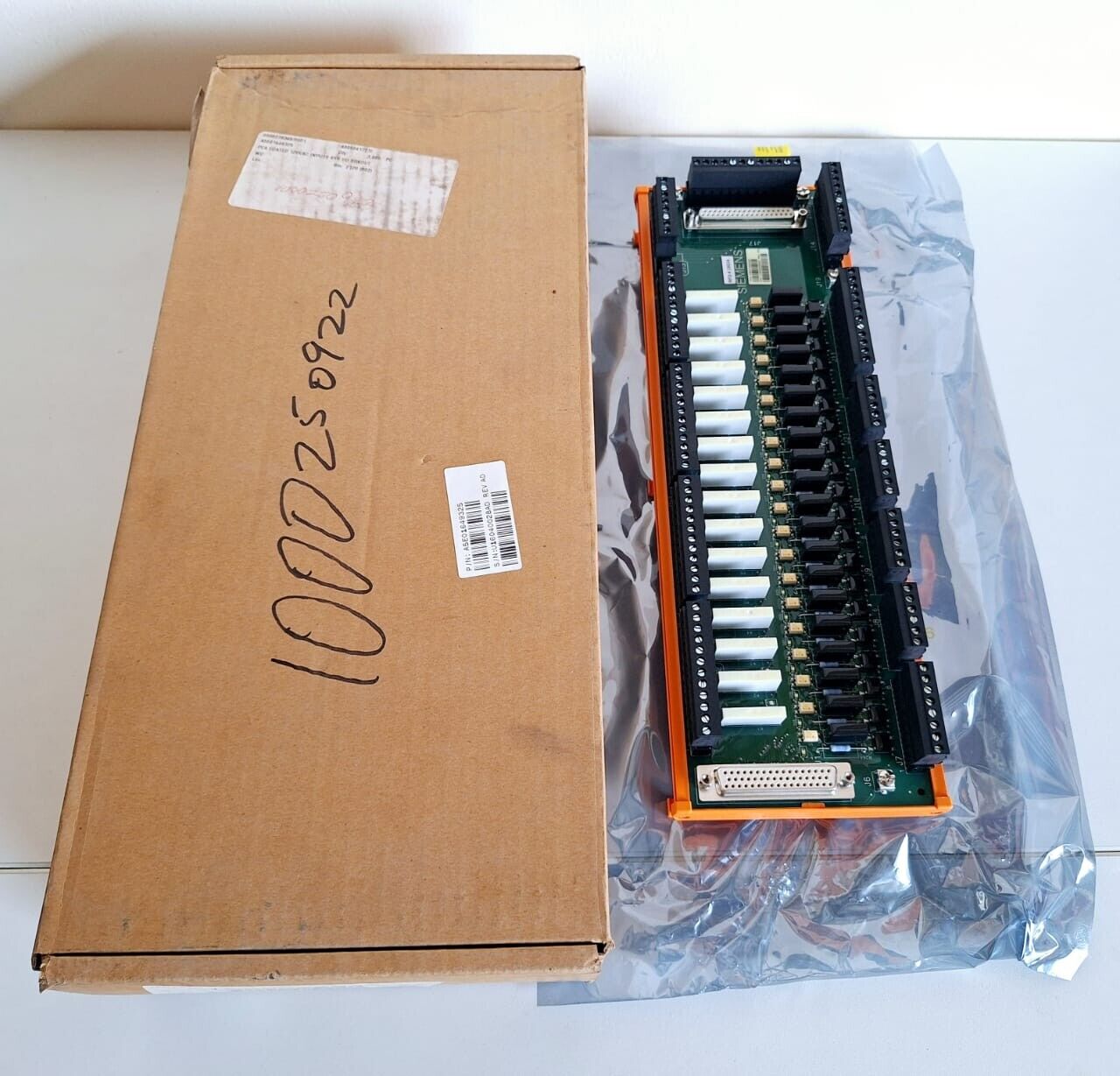 Siemens A5E01649325 PCA Coated IO Board 120VAC Breakout REV AD
