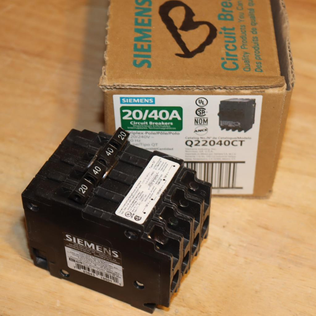 One New Siemens Q22040CT 2 Pole 40 & 2x 1 P 20 Amp Breaker TRIPLEX  More Avail