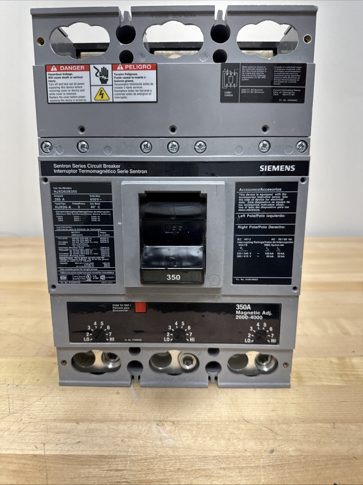 SIEMENS HJXD63B350 SENTRON 3 POLE 350 AMP 480V 65KAIC CIRCUIT BREAKER