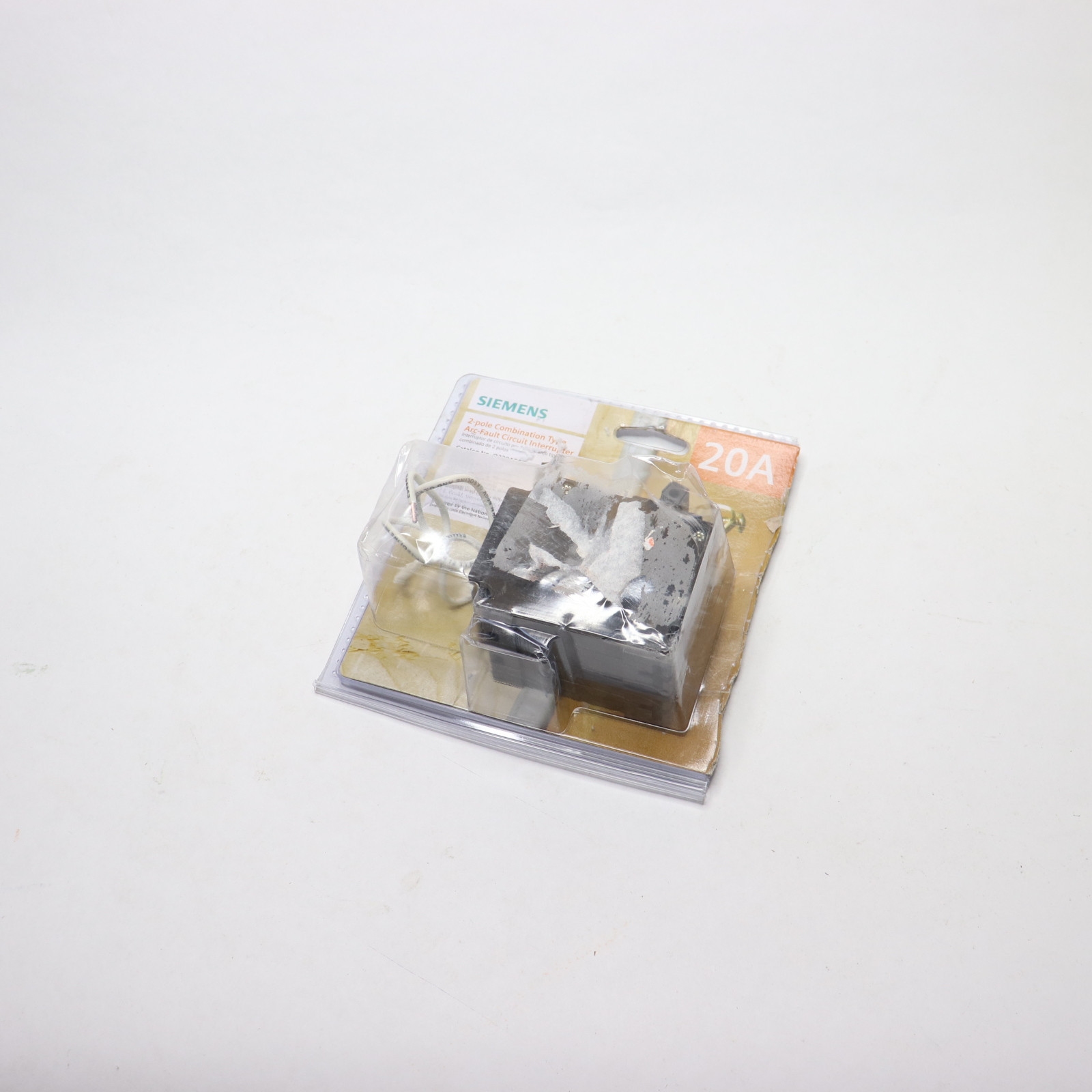 Siemens Combination Type Arc Fault Circuit Interrupter 2-Pole 20A 120V Q220AFCP