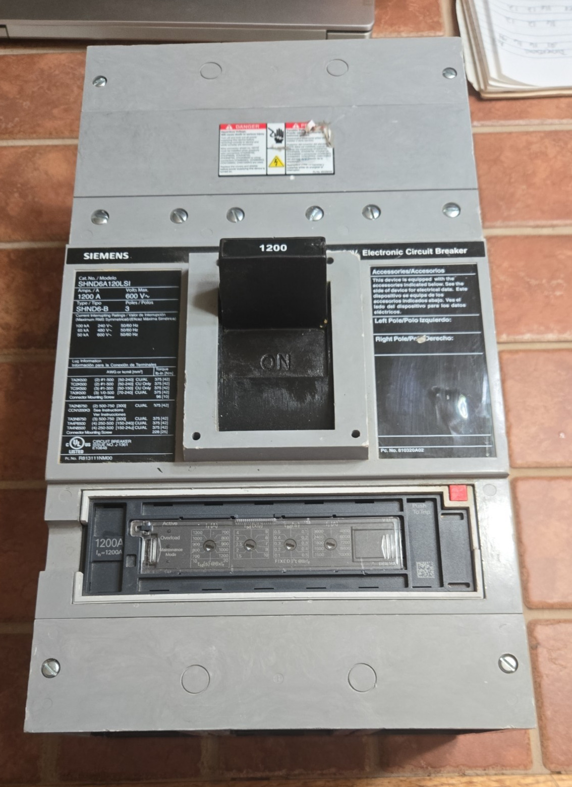SIEMENS SND6A120LI ELECTRONIC CIRCUIT BREAKER 3P/ 1200A / 600V