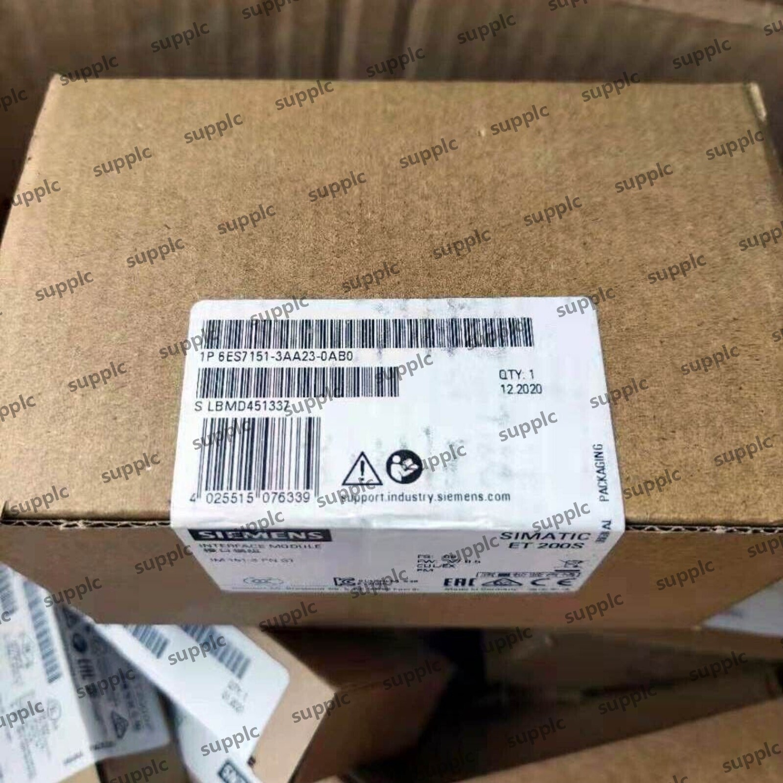 1PCS Unopened New Siemens 6ES7 151-3AA23-0AB0 6ES7151-3AA23-0AB0 Fast Ship