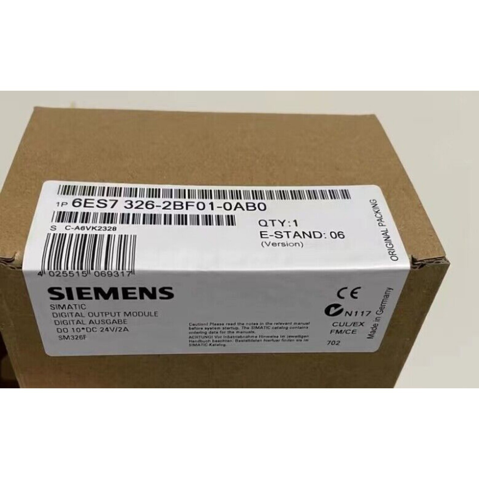 New Siemens 6ES7 326-2BF01-0AB0 6ES7326-2BF01-0AB0 S7 Digital output SM 326