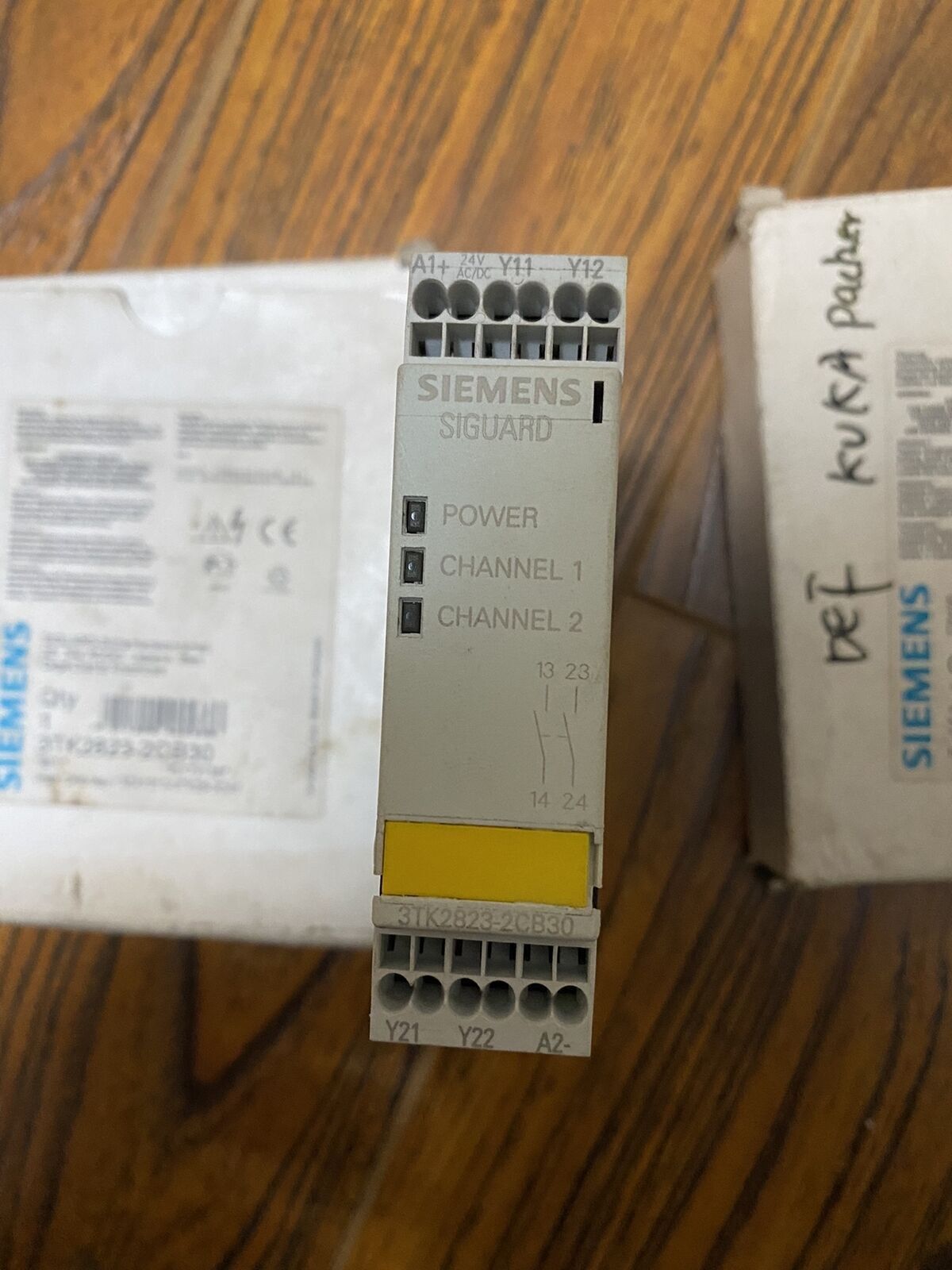 1pc new  SIEMENS 3TK2823-2CB30