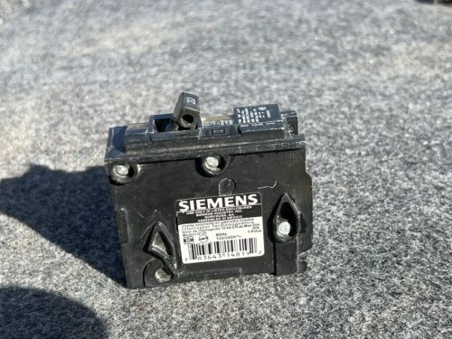 Siemens Q115 Circuit Breaker, 240 V - Black