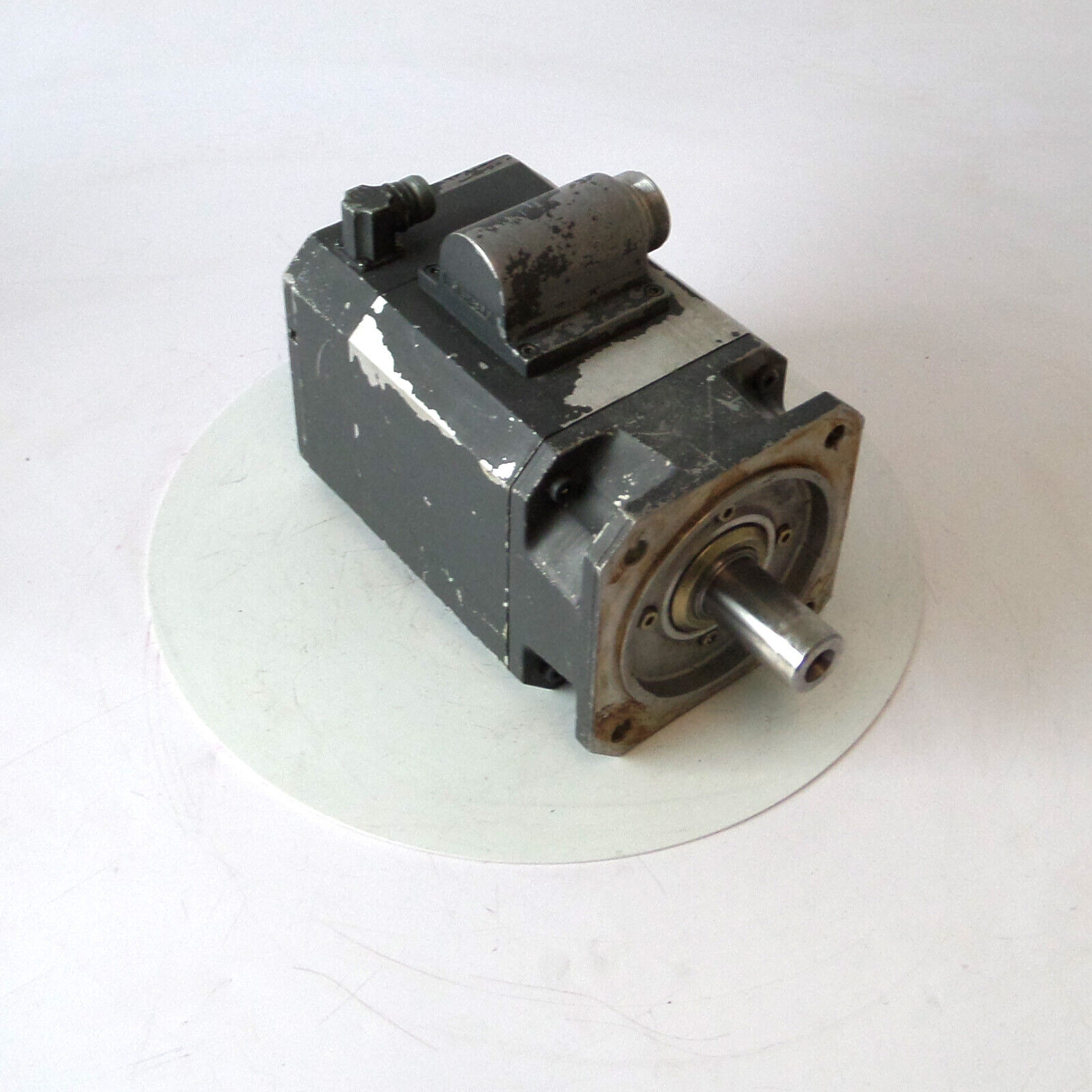 Siemens Synchronous Servo Motor 1FT6082-1AF71-1AG1 GEB
