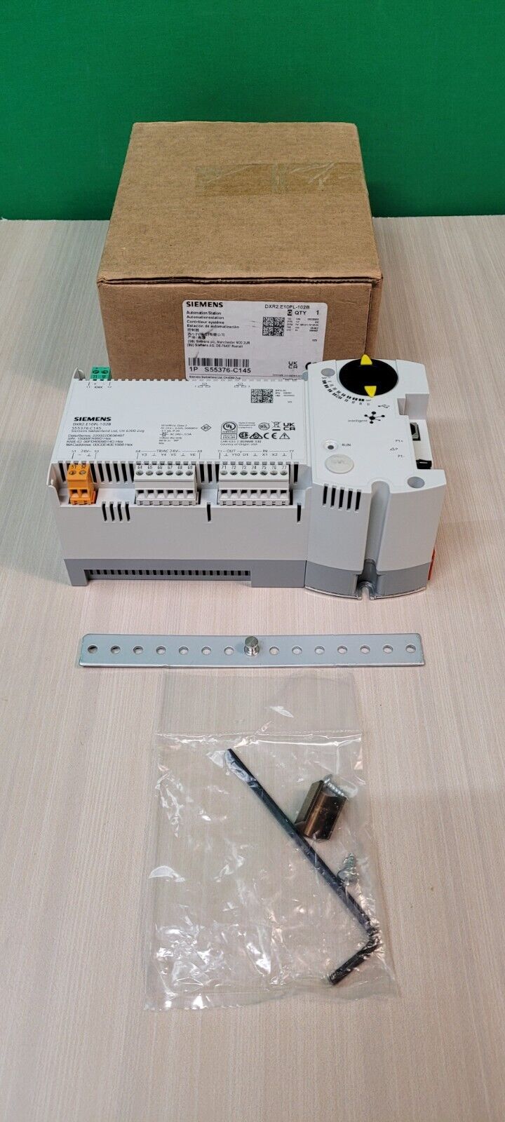 Siemens S55376-C145 DXR2.E10PL-102B Automation Station and Actuator BACnet/IP