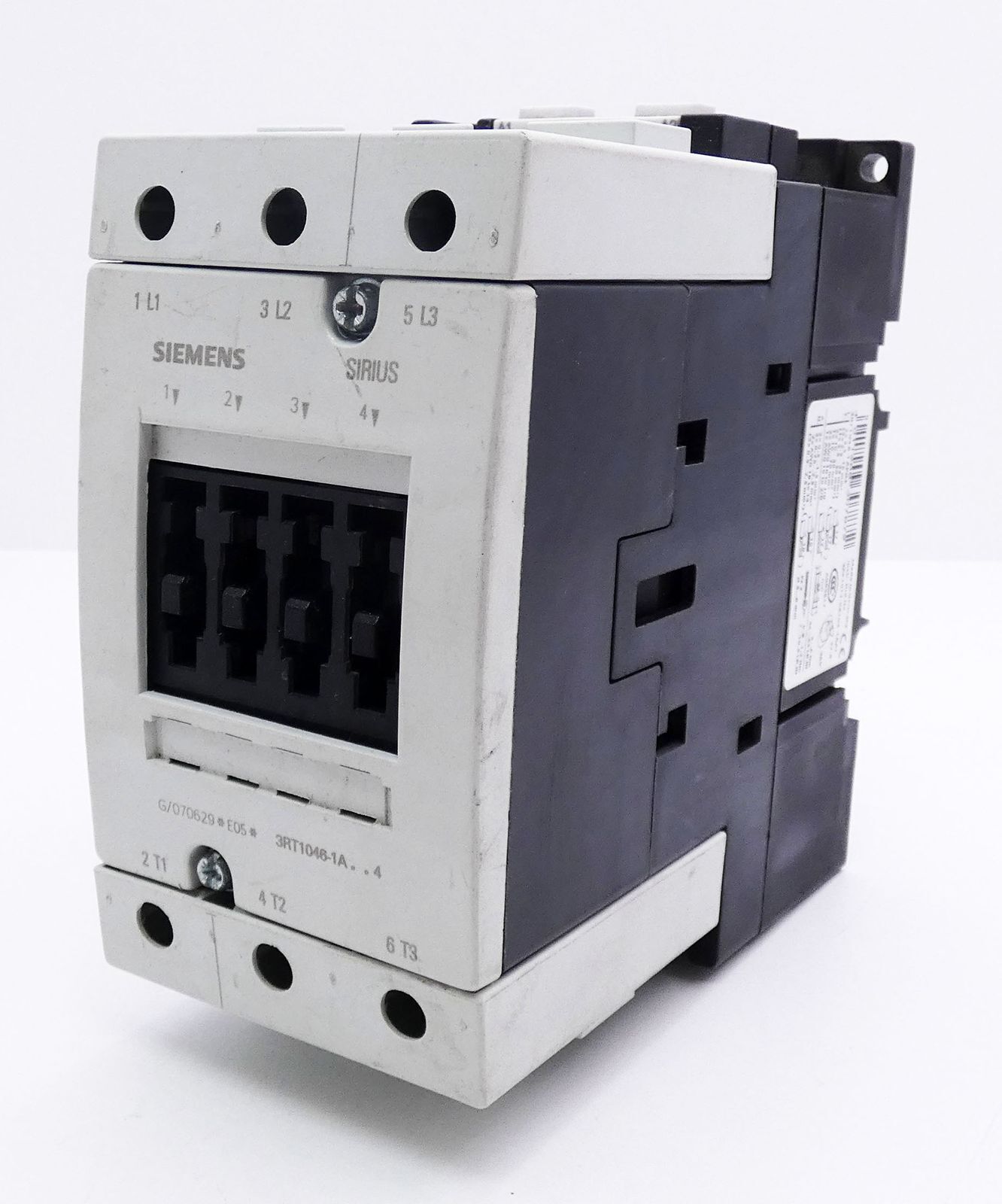 Siemens 3RT1046-1AP04 E-Stand: 05 Power Contactor Without Auxiliary Switch Block -used-