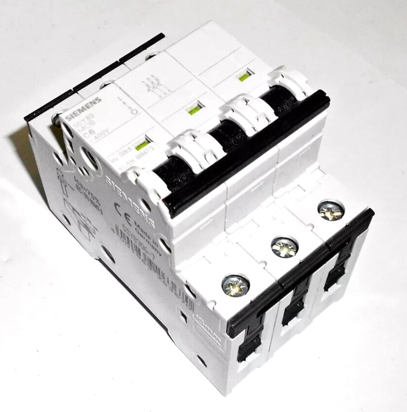 Siemens 5SY8306-7 MCB C8 3 Pole 13118EL