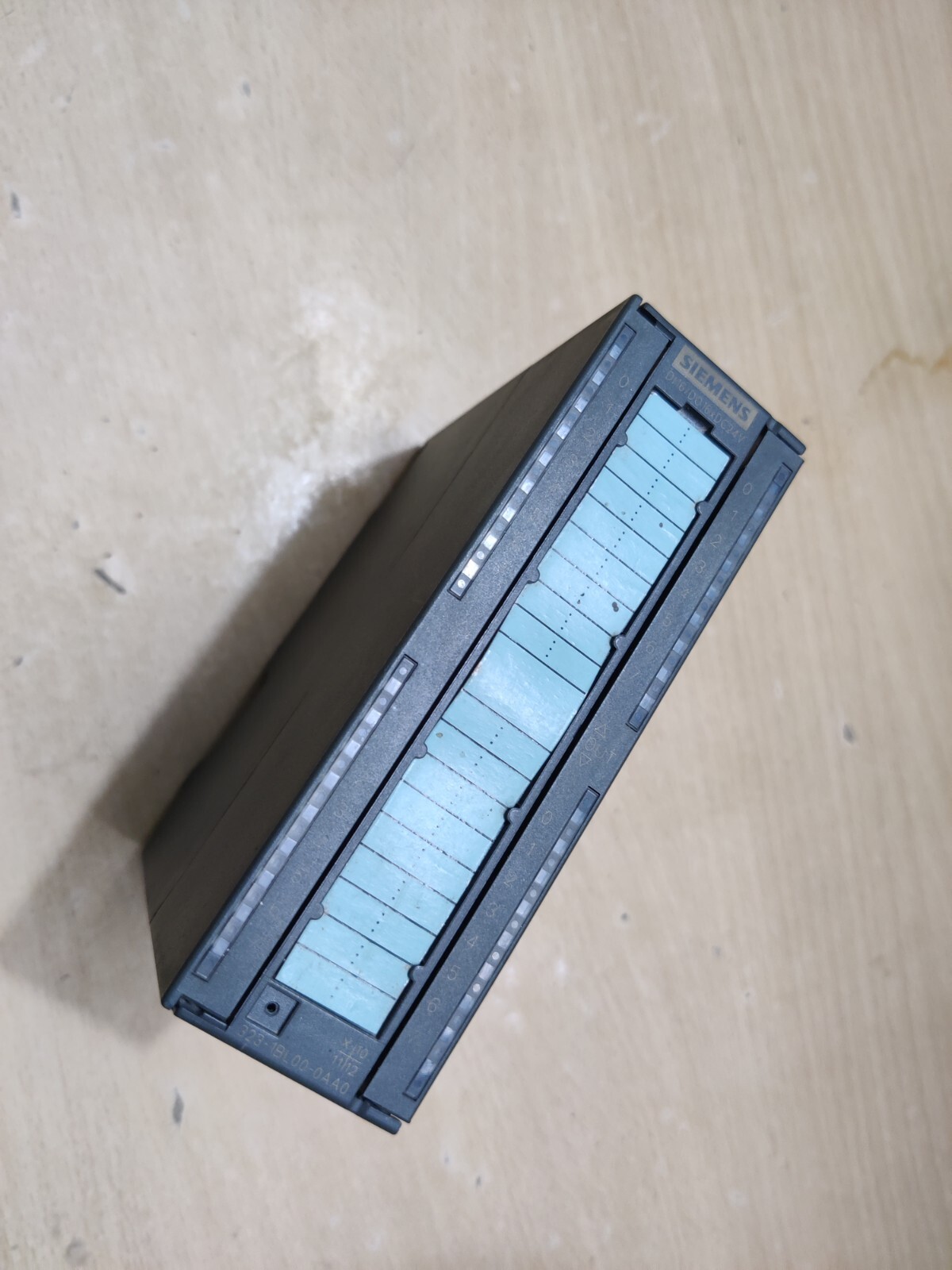 SIEMENS 6ES7 323-1BL00-0AA0 DIGITEL INPUT/OUTPUT MODULE
