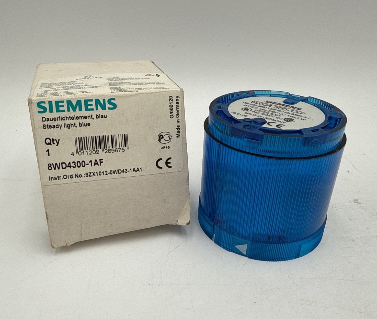 Siemens 8WD4300-1AF Blue Steady Light Element 70mm Dia IP54 BA15d Lamp Base New