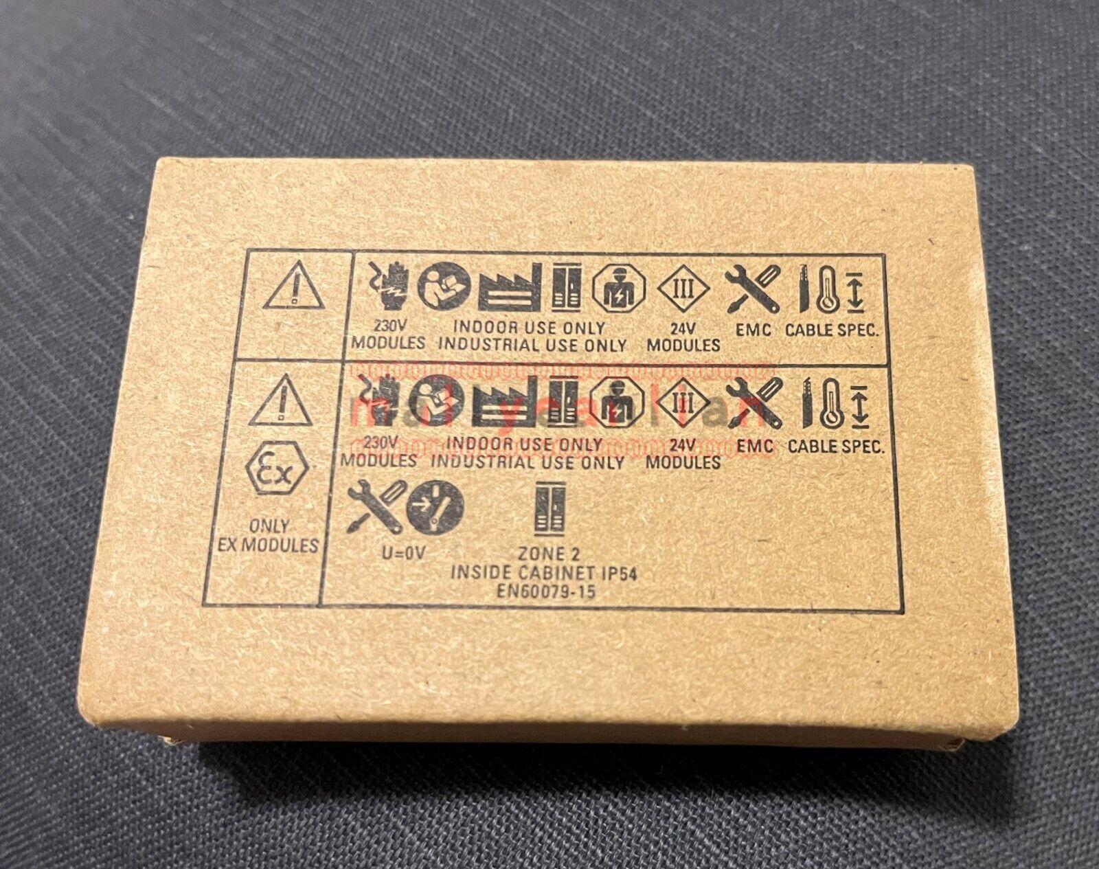 1PCS New SIEMENS module 6ES7134-4GD00-0AB0 6ES7 134-4GD00-0AB0