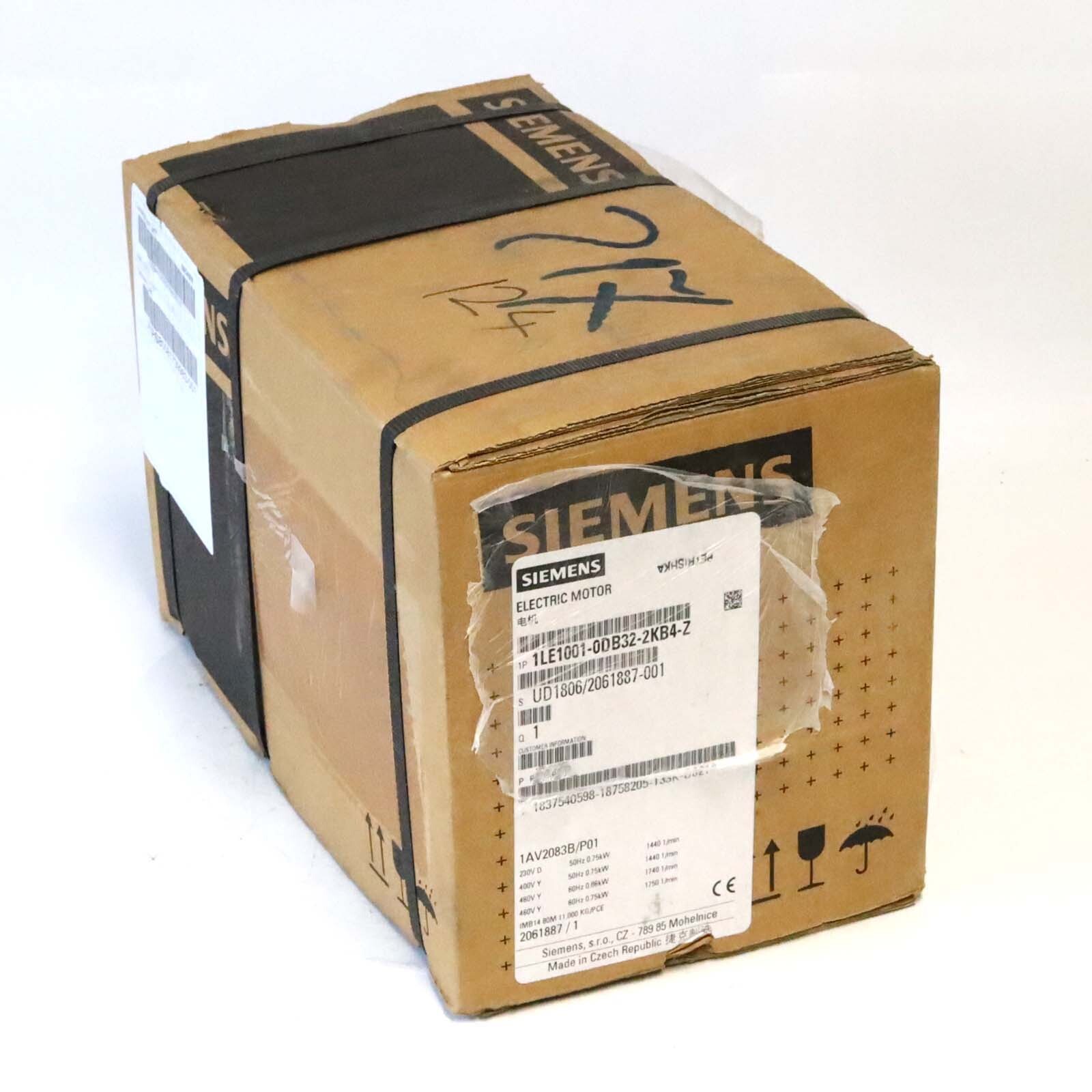 Siemens Low Voltage Motor 1LE1001-0DB32-2KB4-Z Original Packaging