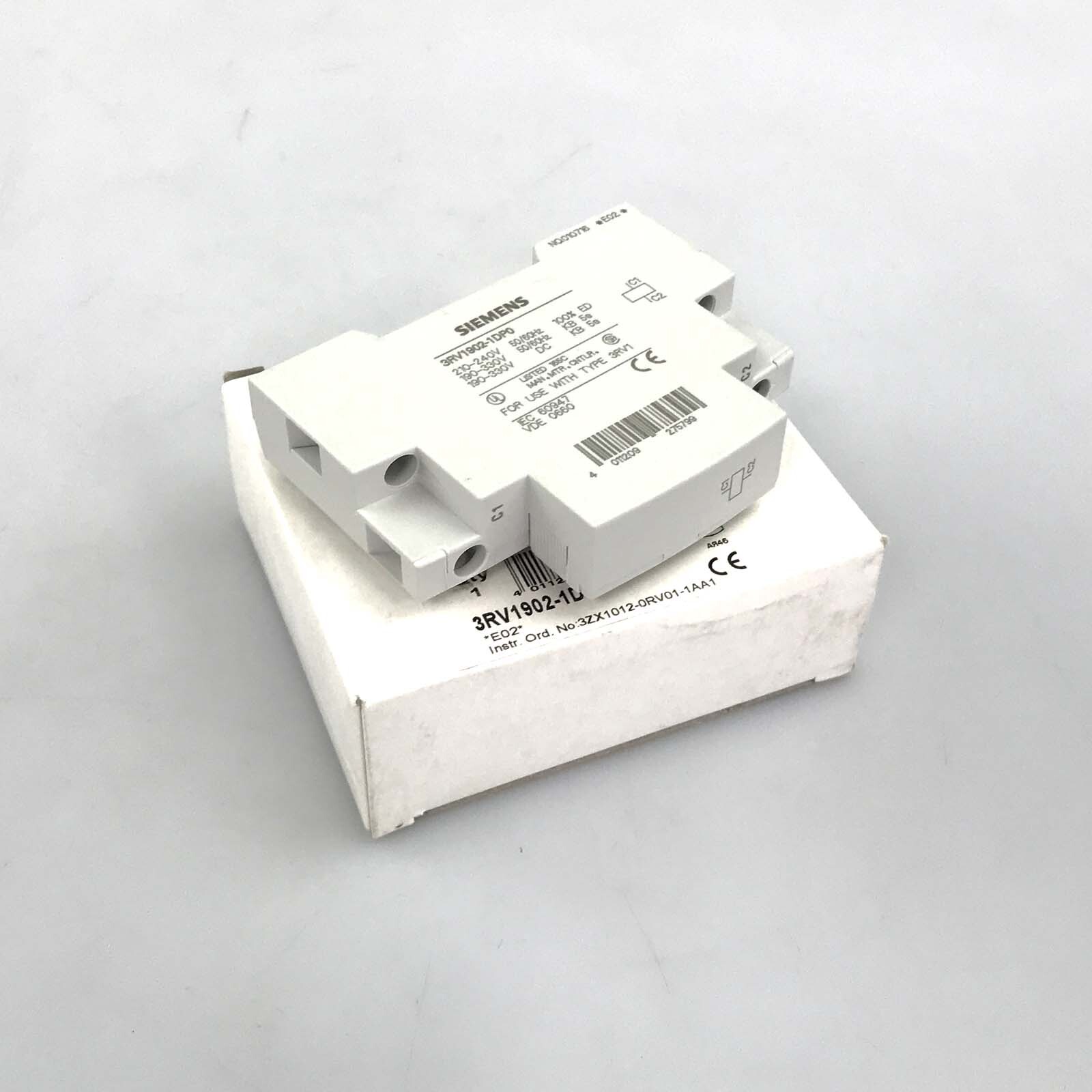 Siemens voltage release 3RV1902-1DP0 original packaging