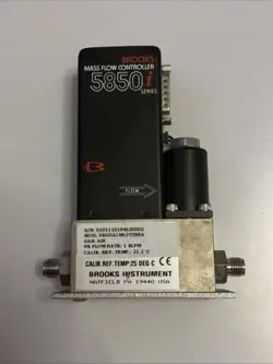 BROOKS 5850I MASS FLOW CONTROLLER GAS:AIR 1 SLPM