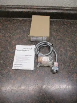 NEW CLEAVER BROOKS 817-4133 SCANNER CABLE 48