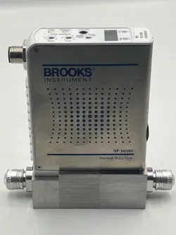 BROOKS INSTRUMENT GF125CXXC WF6 100SCCM THERMAL MASS FLOW CONTROLLER USED