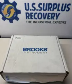 BROOKS INSTRUMENT SLA5800 SERIES THERMAL MASS FLOW CONTROLLER SLA5850S1CAB1L2A1