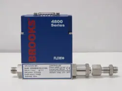 BROOKS INSTRUMENT 4800 SERIES MASS FLOW METER AIR, 5 SLPM INLET 25 PSI OUTLET 7