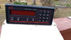 BROOKS BATCH TOTALIZER FLOW INDICATOR