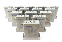 BROOKS INSTRUMENT GF125C MASS FLOW CONTROLLER MFC LOT OF 15 WORKING SURPLUS
