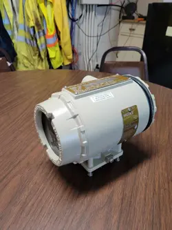 BROOKS MAGNETIC FLOW METER CONTROL  MODEL 3520 3526C3B4B311A ROSEMOUNT