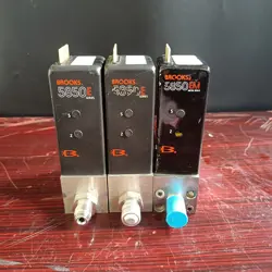 BROOKS MASS FLOW CONTROLLER 5850E 10 SLPM