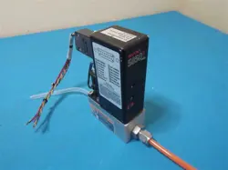BROOKS 5850 E SERIES 5850EC4BD3EB2A MASS FLOW CONTROLLER