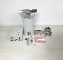 BROOKS AUTOMATION ROBOT 152465 + SERIES 8 CONTROLLER 146832 + ACCESSORIES