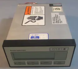 BROOKS INSTRUMENT 0151E.10A MASS FLOW CONTROLLER 110VAC 15W 0151AAE2A11A