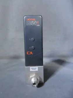 FLOW CONTROLLER