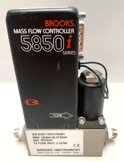 BROOKS 5850I 5850IA1BL3Y2BAA MASS FLOW CONTROLLER GAS: OXYGEN
