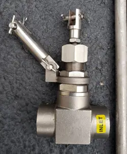 FLOAT VALVE