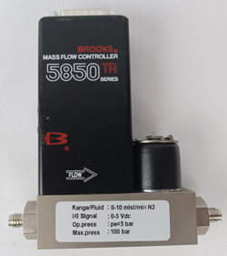 FLOW CONTROLLER 5850TR