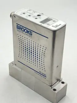 BROOKS INSTRUMENT GF125CXXC N2 92SCCM THERMAL MASS FLOW CONTROLLER USED