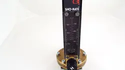 BROOKS INSTRUMENT 1350EN2PAHV1A 8800D2L1A1CA FLOW CONTROLLER W/SHORATE FLOW MTR.