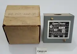 *NEW IN BOX* CLEAVER BROOKS 161-P1.3 DIFFERENTIAL SWITCH .25-1.3 PSI + WARRANTY!